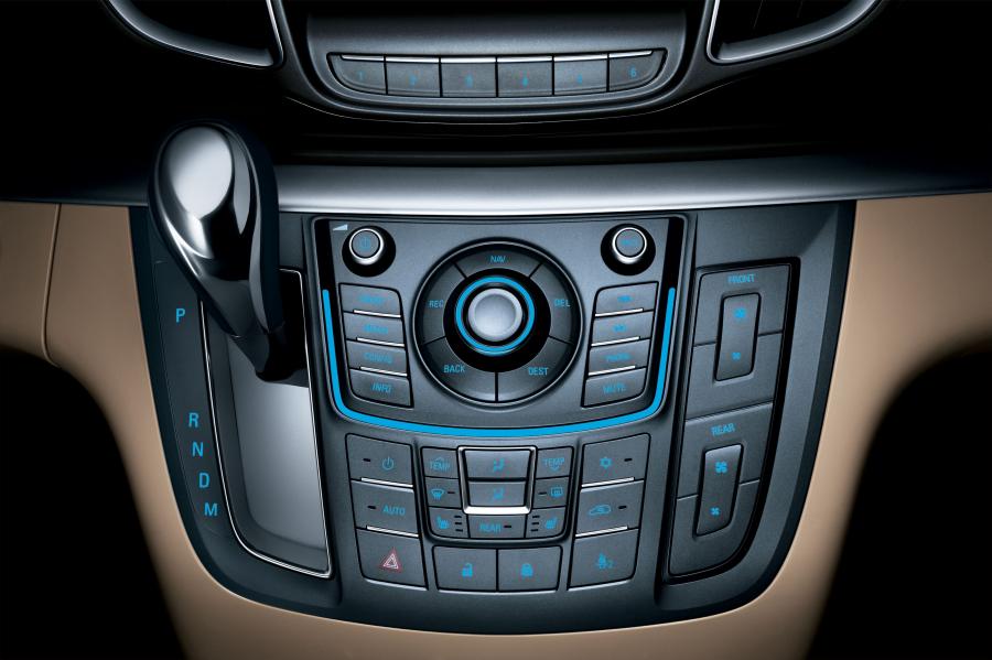  Buick GL8 2011 года  (фото 16 из 42)